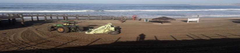 Limpia playas y coloca señalética el Gobierno Municipal.