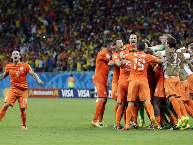 Holanda vence a Costa Rica en penales
