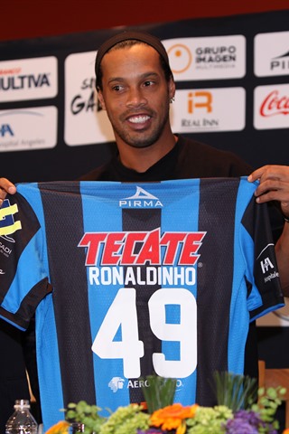 Ronaldinho llega a México