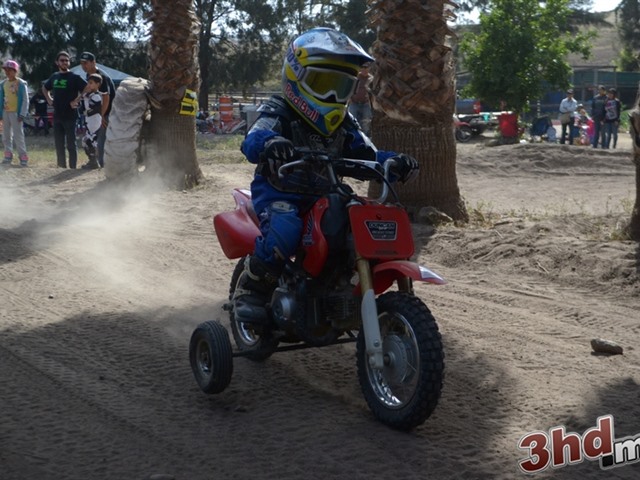 Carrera de Motocross de NIños en Rosarito