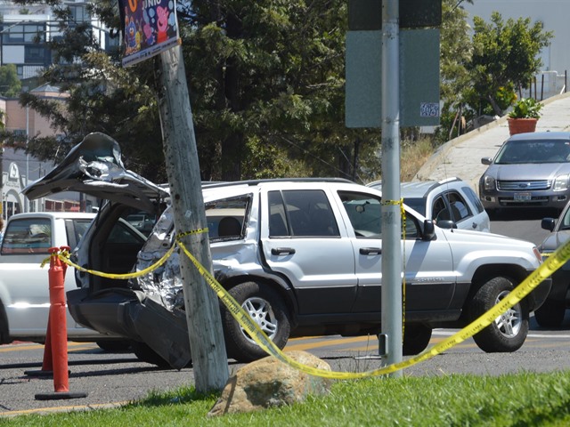 Aparatoso accidente en el Fundadores involucra a 11 vehículos