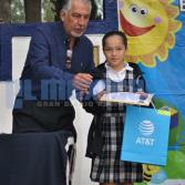 Escuela primaria Miguel Hidalgo hace su primer caracol del libro.