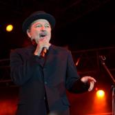 Rubén Blades enciende la noche con su ritmo salsero en la Explanada del Cecut