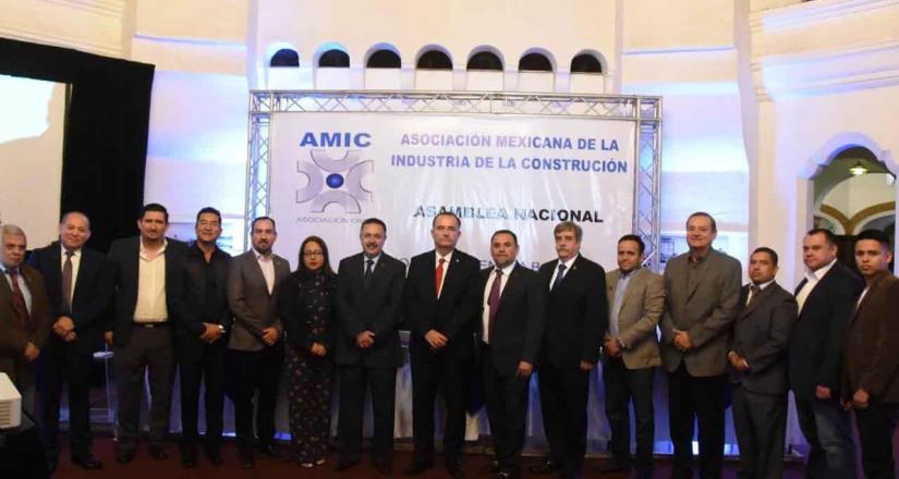 Avala Novelo contribución de la AMIC en obras e infraestructura