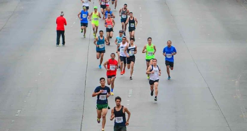 Participaron corredores de San Quintín en Medio Maratón