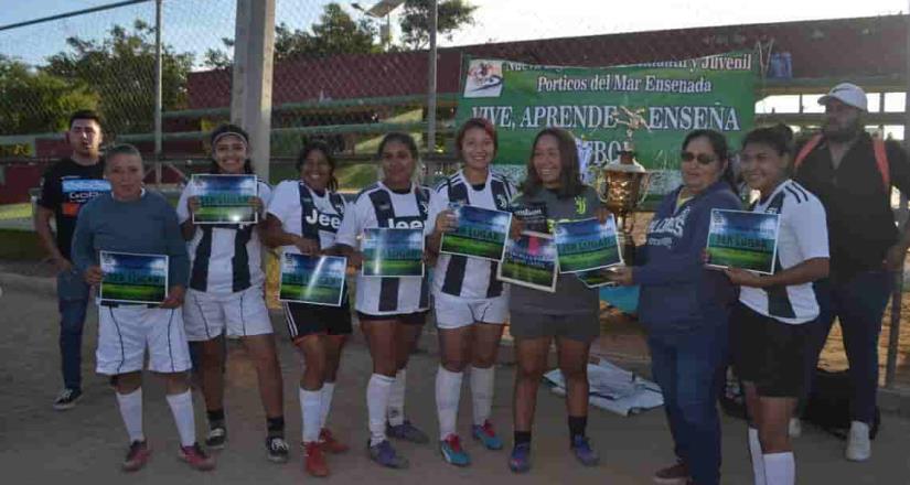 Del futbol Femenil de Pórticos Buzos y Pescadores el nuevo flamante Campeón
