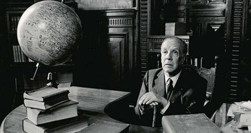 AMLO recuerda a Jorge Luis Borges