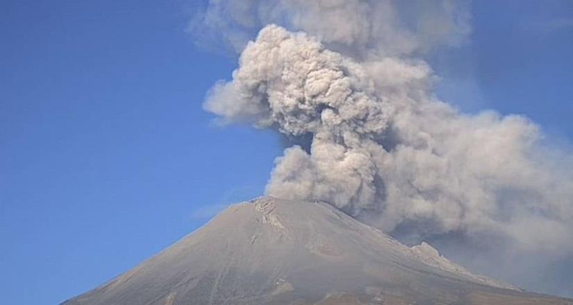 Popocatépetl deja columna de ceniza de casi dos kilómetros 