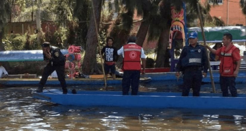 VIDEO|Hallan cuerpo de joven que se ahogó al caer de una trajinera en CDMX