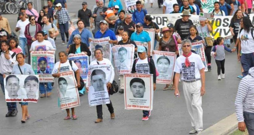 Anuncian que perseguirá a funcionarios negligentes en caso Ayotzinapa