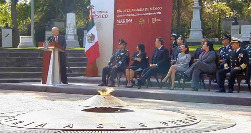 AMLO conmemora el Día de la Armada de México