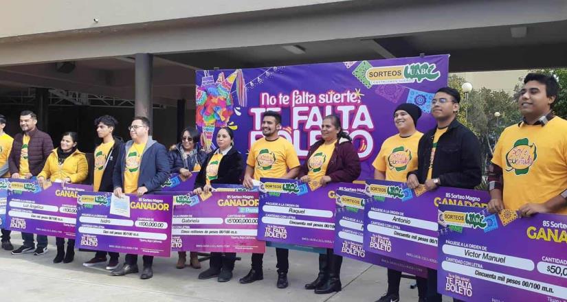 Entrega de premios del 85 Sorteo de la UABC