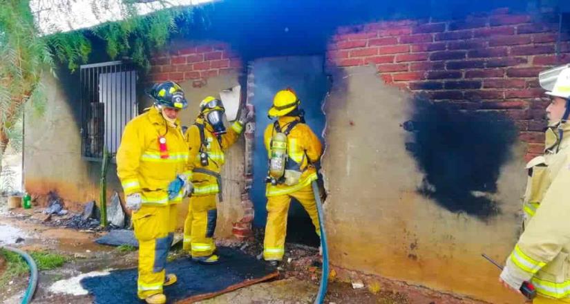 Bomberos atienden reporte de incendio