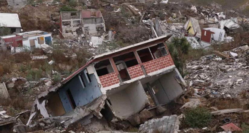 Van más de mil viviendas engomadas en Sánchez Taboada y Lomas del Rubí