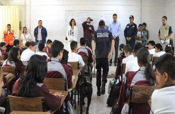 Tras tiroteo en Torreón, SEP evaluará programa Mochila segura