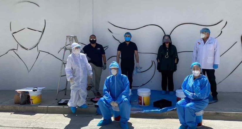 Realizan mural de 40 metros en honor a personal de salud en Tijuana