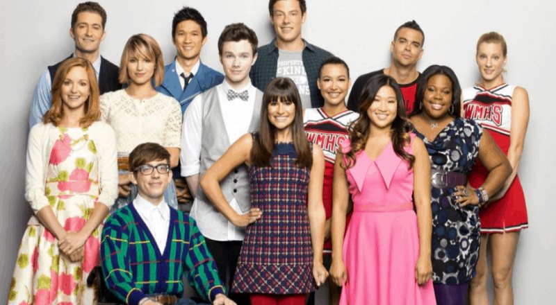 La maldición de Glee: Suicidio, racismo, drogas