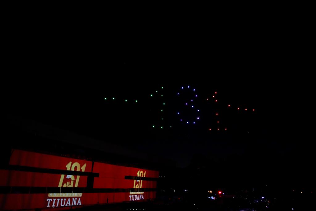Por primera vez se celebró el aniversario de Tijuana con un espectáculo de drones con luces