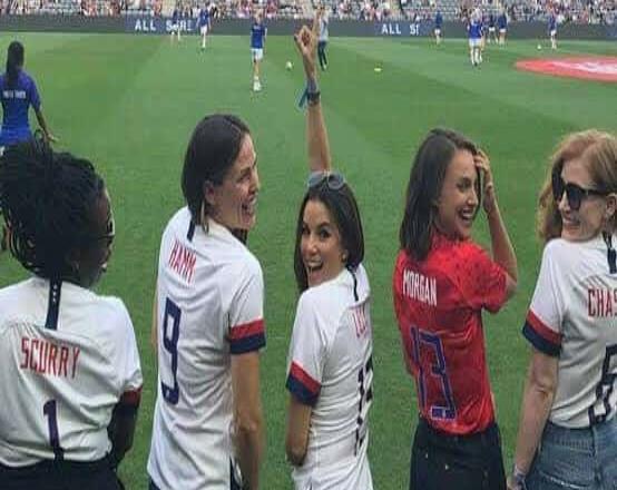 Natalie Portman y Eva Longoria colaboran para un equipo de expansión de fútbol femenil