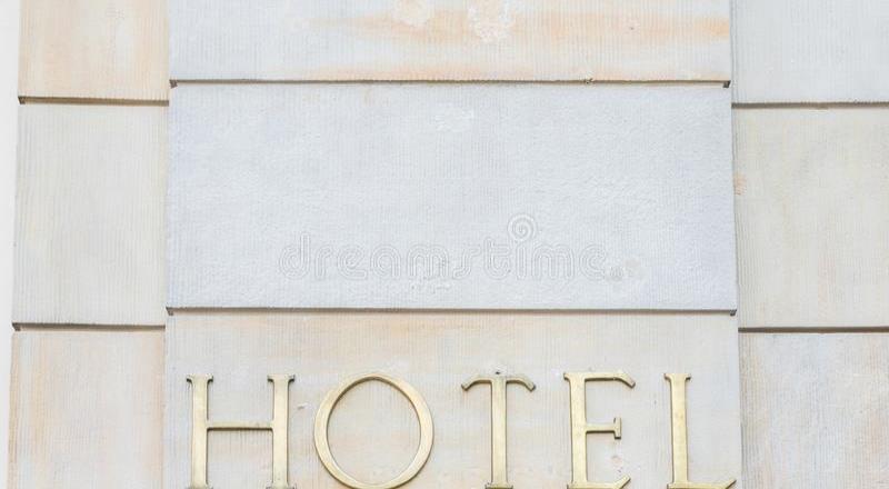 Hoteles darán alojamiento gratuito a mujeres víctimas de violencia