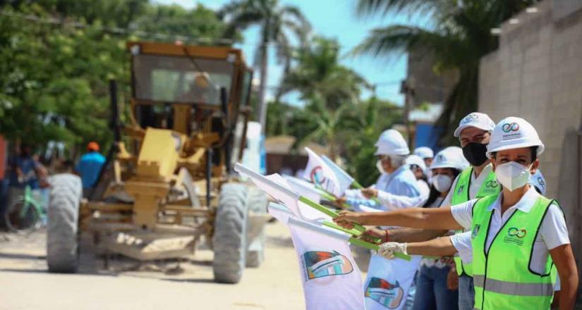 Inicia puerto Morelos obras de pavimentación y construcción de banquetas y guarniciones
