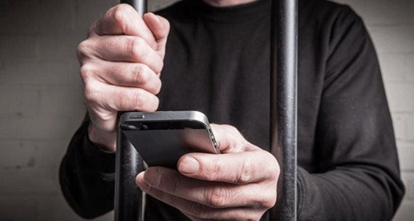 Detectan más de 14 mil celulares en penales federales