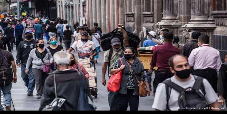 Califican a México como el peor país para estar durante la pandemia: Bloomberg
