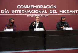 Celebra Universidad Xochicalco Segunda Ceremonia Académica en honor a egresados y posgrados