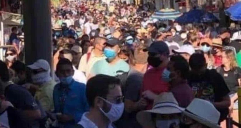 Como si no existiera una pandemia: Playa del Carmen luce abarrotada de turistas