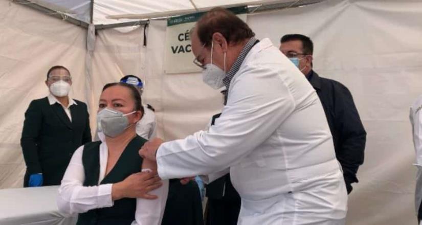 CDMX suma 28 mil trabajadores de la salud vacunados contra Covid