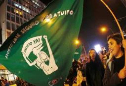 Argentina: Médico renuncia a su empleo No quiero ser el siguiente en morir