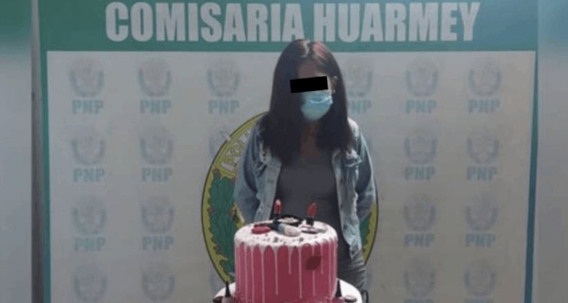 Policías hacen viral a joven detenida por celebrar su cumpleaños en toque de queda