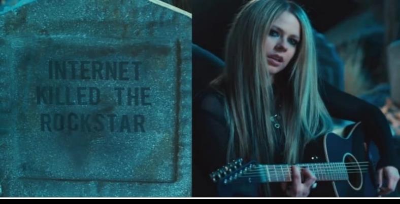 Avril Lavigne esta devuelta con Flames y se burla del rumor de su muerte