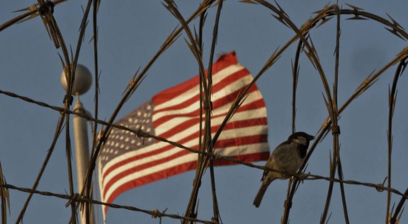Pentágono detiene plan para vacunar a prisioneros de Guantánamo