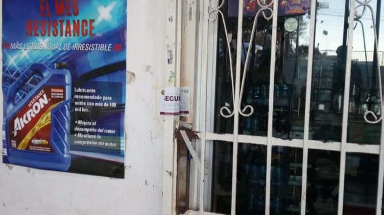 FGE localiza droga durante cateo a tienda de abarrotes en Tecate