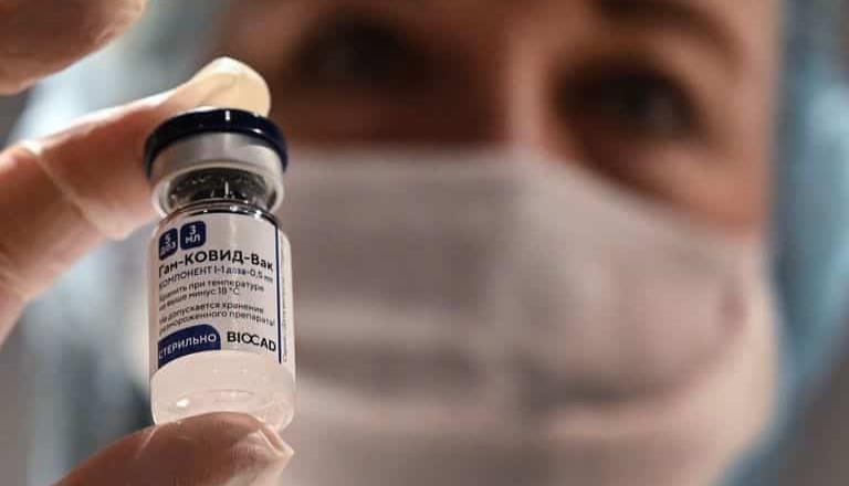 Confirma Rusia a México envío de vacuna.