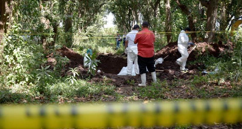 Buscan fosas clandestinas en predio asegurado por la FGR en Jalisco