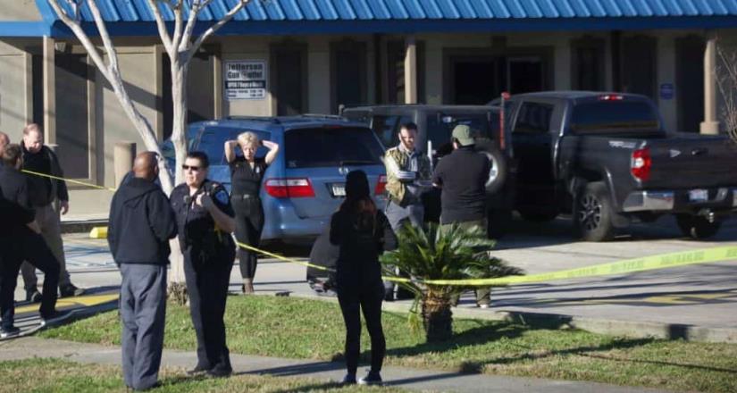 Reportan tres muertos por tiroteo en tienda de armas en Nueva Orleans