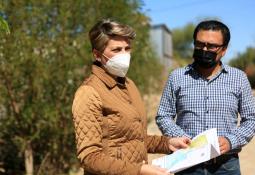 Concluyen gestiones de INDIVI para entregar finiquitos a familias de la colonia Oaxaca, en Maneadero