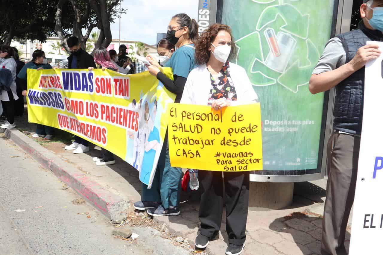 Sector Salud marcha exigiendo la aplicación de Vacuna contra Covid-19