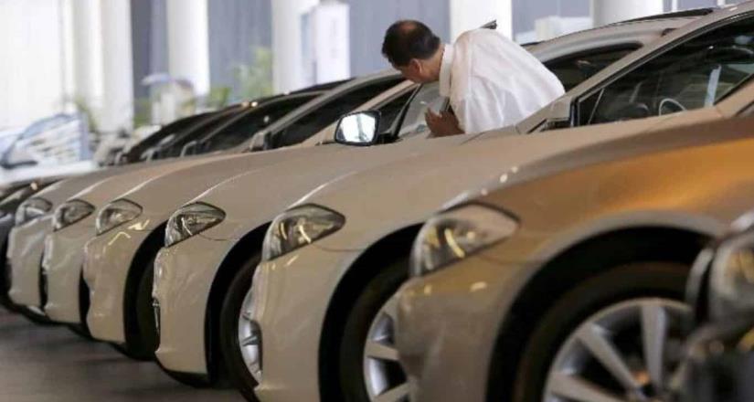 Se recupera venta de autos nuevos, crece 9% en marzo: Inegi