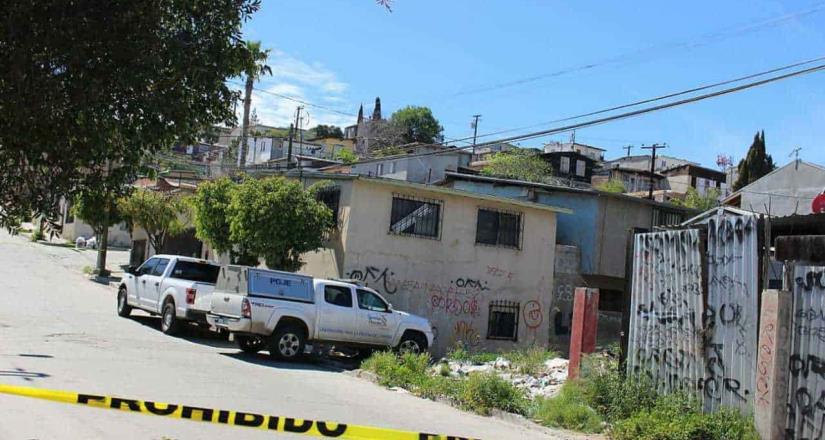 Asesinan a mujer en la vía pública en la colonia Sánchez Taboada