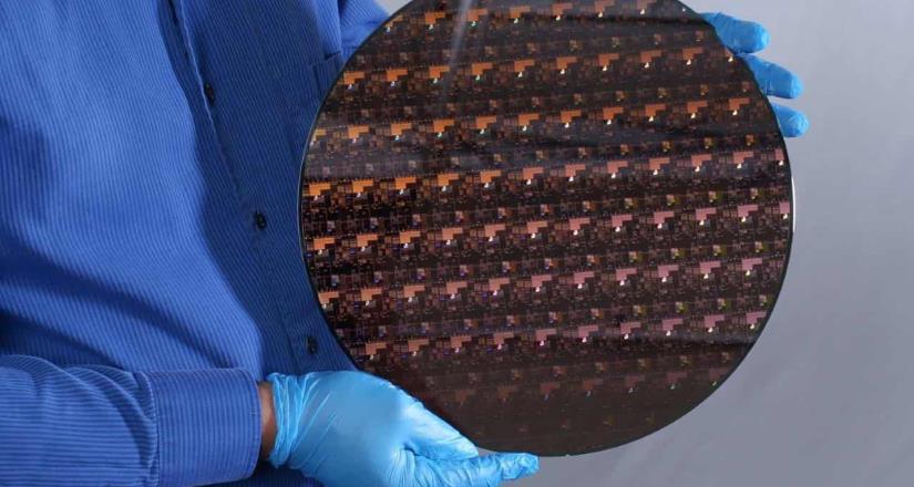 IBM presenta la primera tecnología de chip de 2 nanómetros del mundo