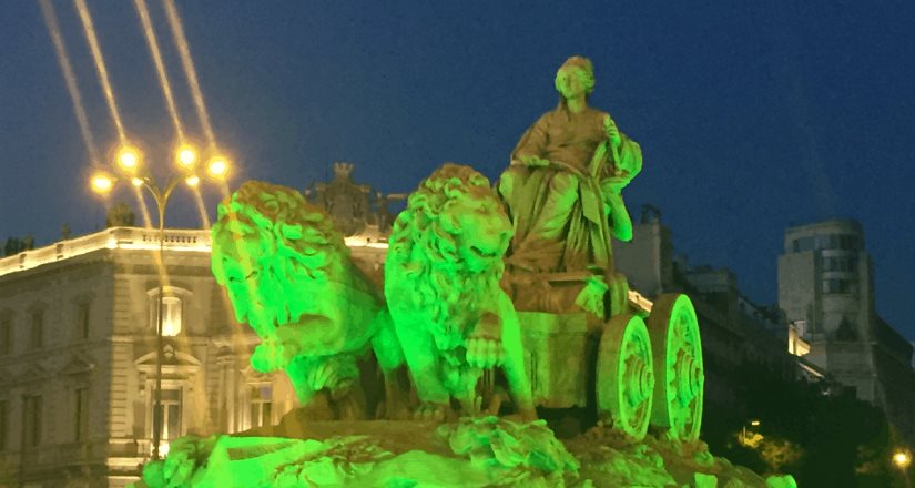 Monumentos de España y Latinoamérica se iluminan de verde por visibilización de la Esclerosis Lateral Amiotrófica