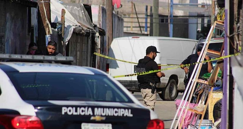 Asesinan a un hombre sobre la avenida Baja California zona norte.