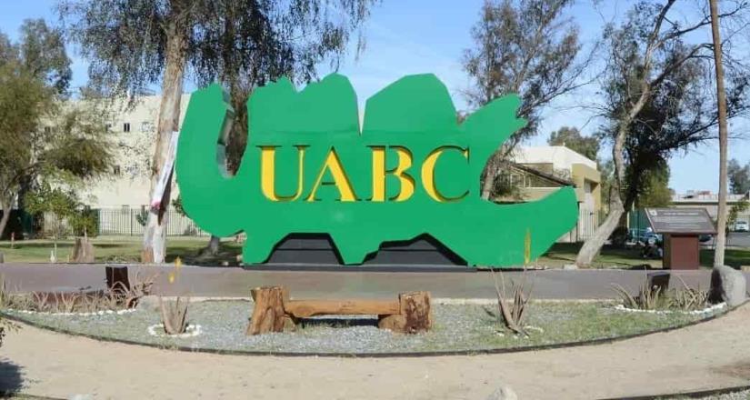 Ofrece UABC becas a sus estudiantes