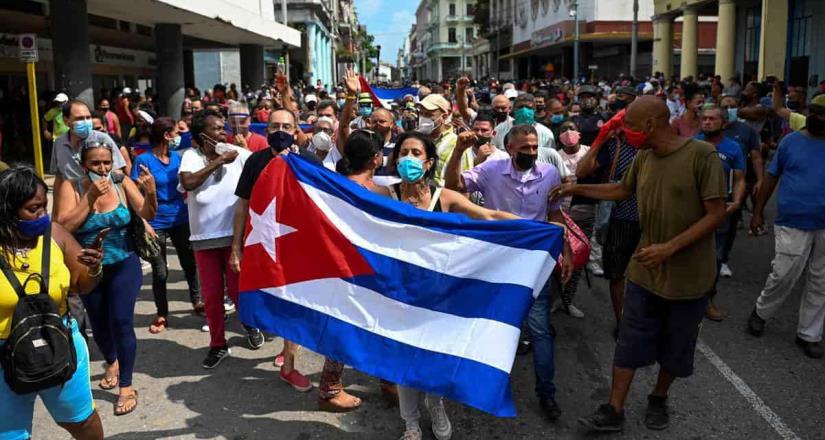 Con desplegado, intelectuales piden fin al embargo de EU a Cuba