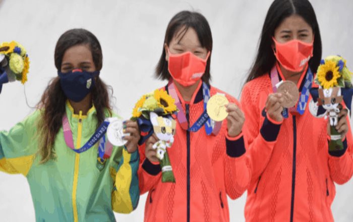 3 niñas arrasan en el deporte del skateboarding en Tokio 2020