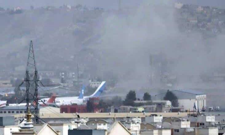 Cifra de muertos por ataques en aeropuerto de Kabul sube a 60