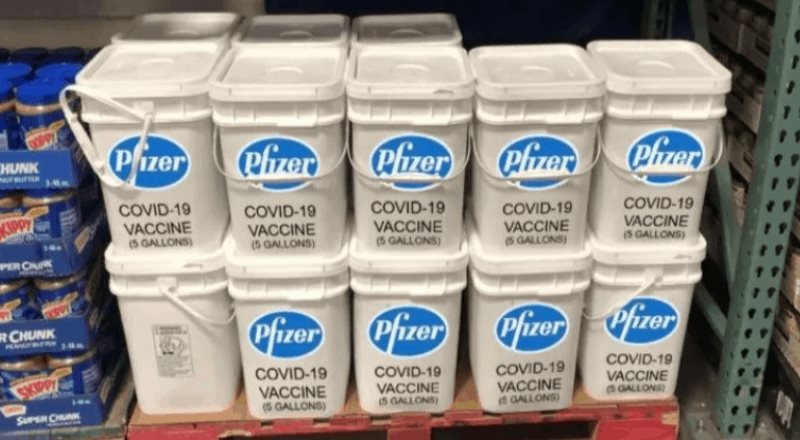 Circula noticia falsa en redes sobre venta de vacunas COVID en Costco de EE.UU.